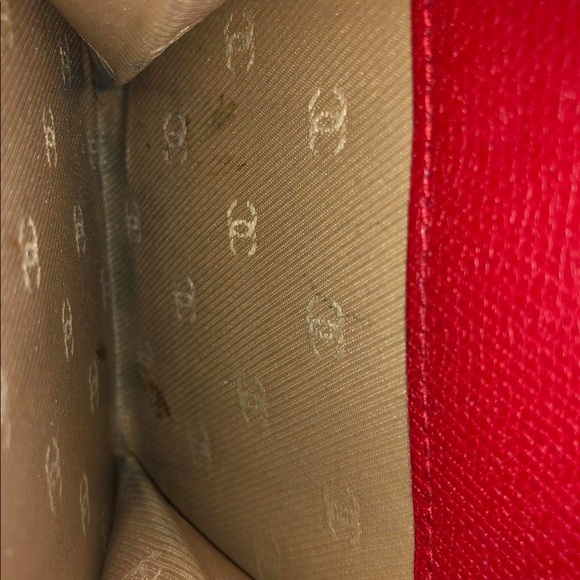 Chanel Bifold Wallet - Picture 5 of 6